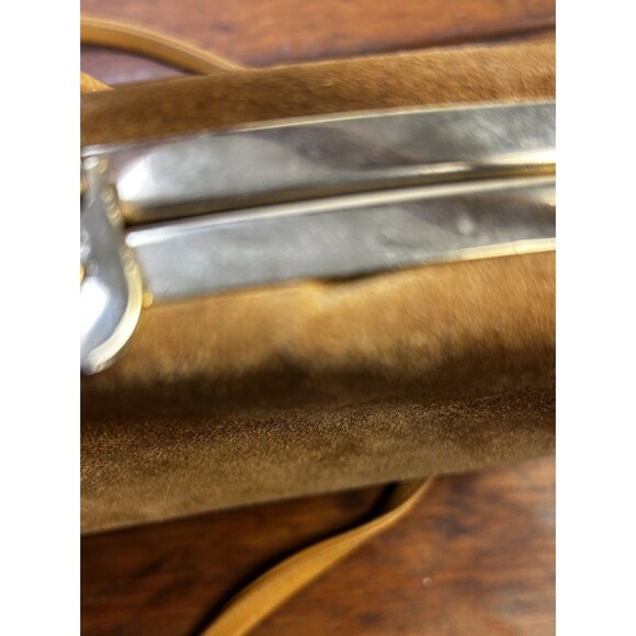 Vintage Tan Suede Handbag Purse Hard Sided Clasp Close Made In Italy READ - Picture 9 of 14